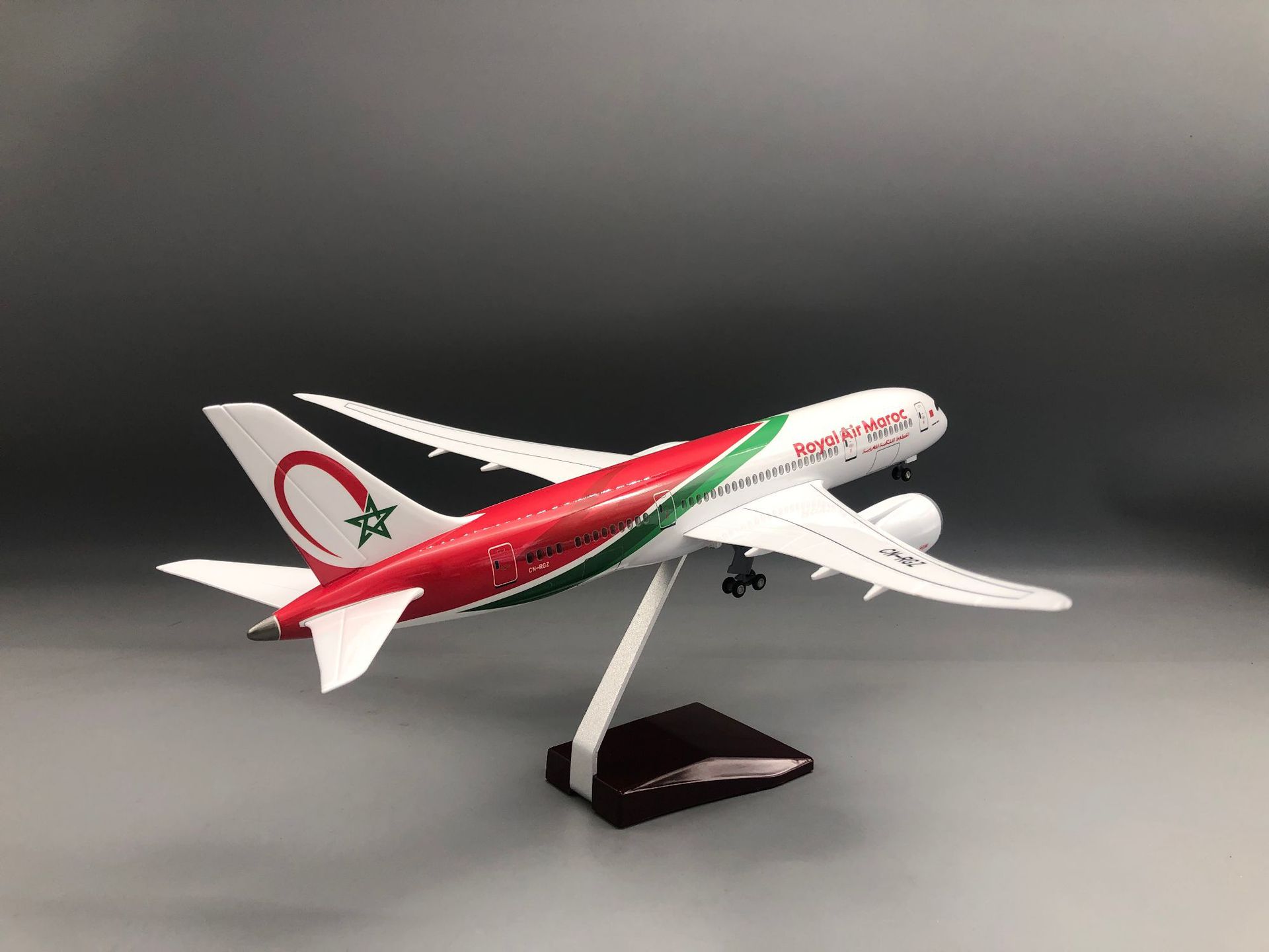 Model samolotu Royal Air Maroc – Office Technology recenzja i cena