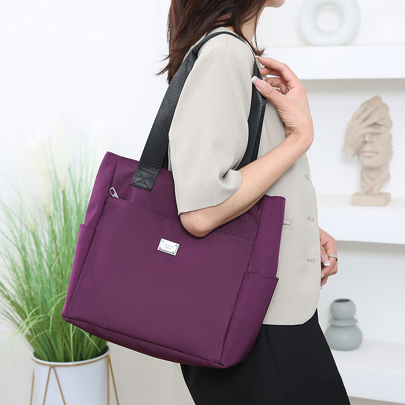 Stylowa damska torba typu tote – Office Tech Bag recenzja i cena